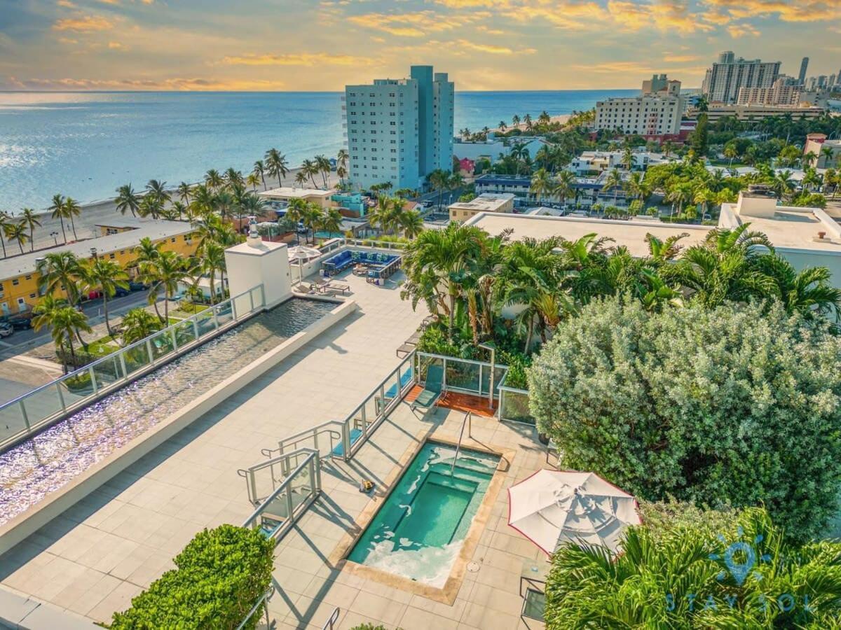Rooftop Pool & Hot Tub - Gym - Hollywood Beach Экстерьер фото
